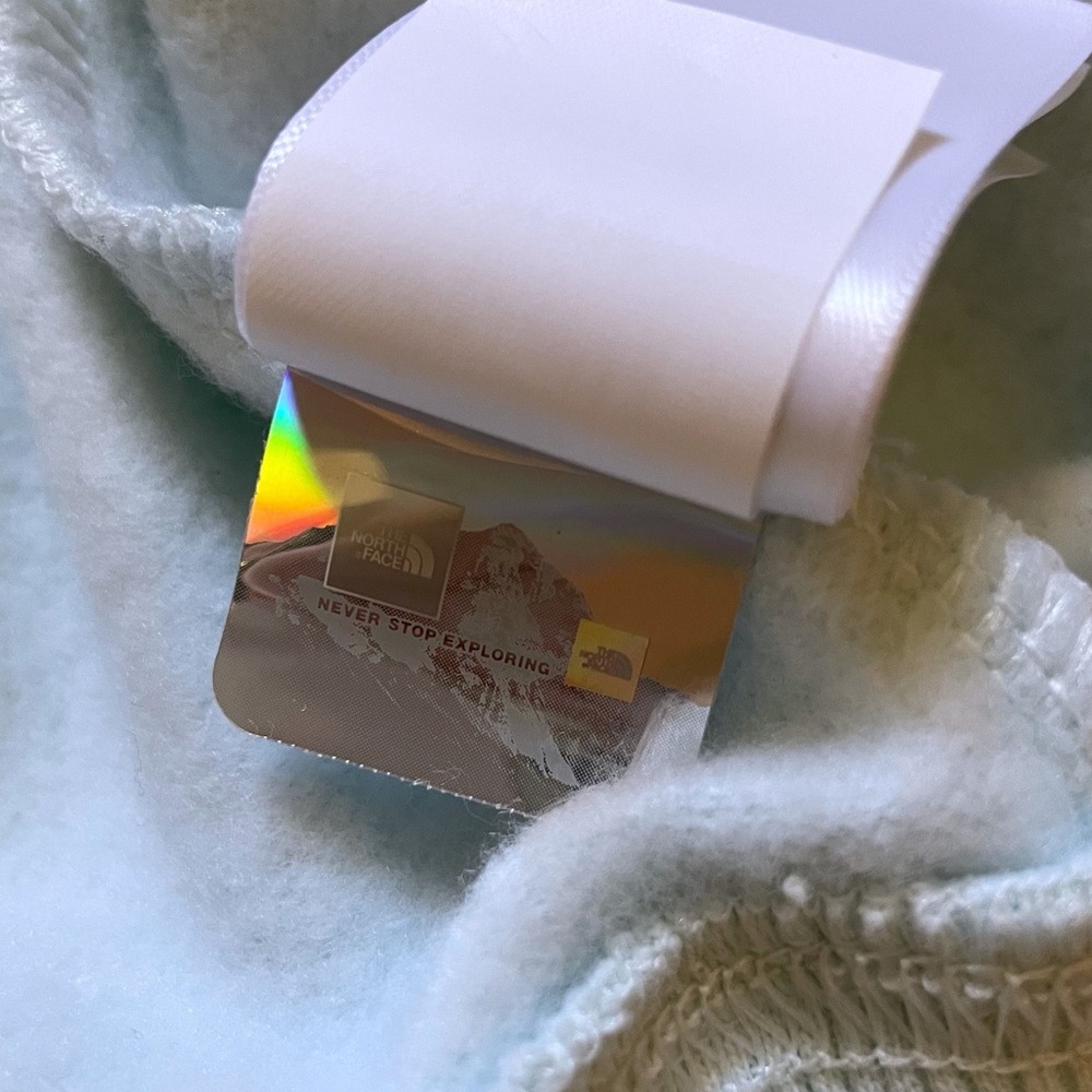 The North Face Women’s Logo Half Dome Full Zip Hoodie In Ice Blue - Picture 7 of 7